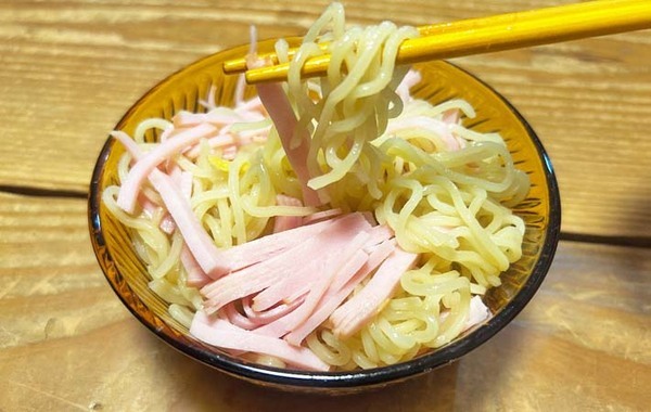 息子「キュウリはいらない！」　それなら…超シンプル冷やし中華を出すと、子供の反応は？