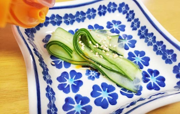 キュウリの浅漬け　斜め切りではなく…「最高の食感」「箸が止まらない」【簡単レシピ】