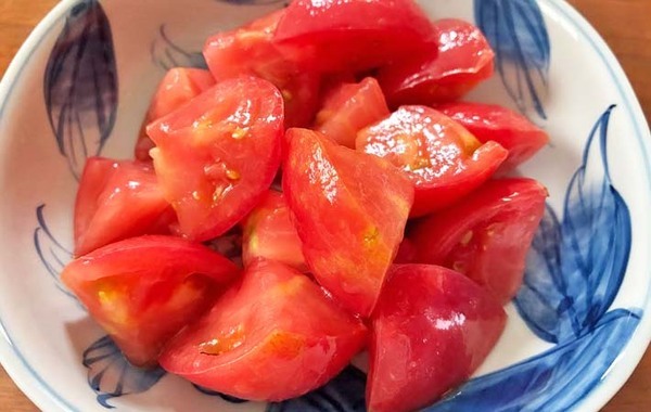 副菜に大活躍！トマト嫌いも「あまっ」と笑顔になるマリネレシピ