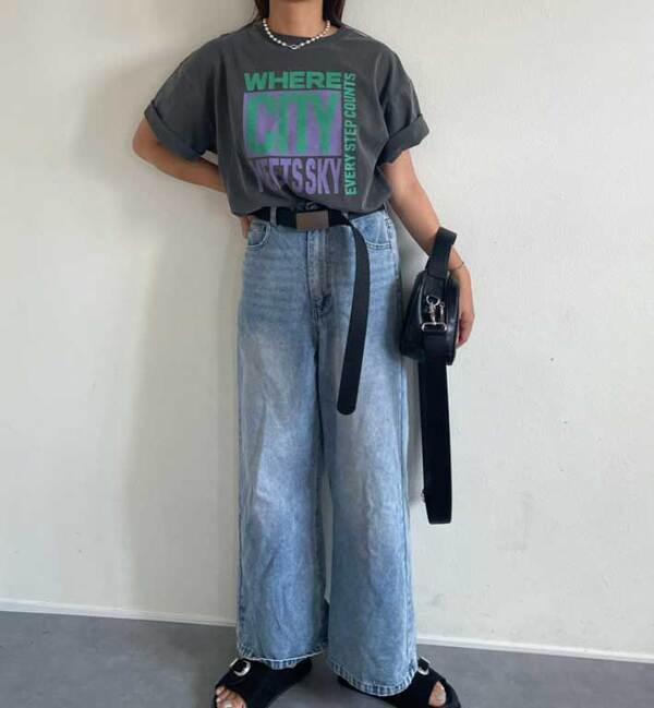 【しまむらのプチプラTシャツ】『TT*PENピグメントT』が激アツ！　カジュアルコーデ3選を試すと？