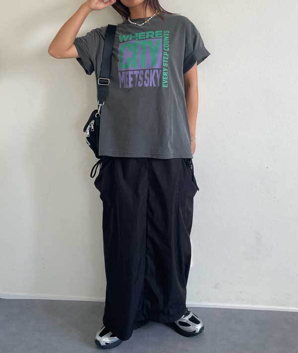 【しまむらのプチプラTシャツ】『TT*PENピグメントT』が激アツ！　カジュアルコーデ3選を試すと？