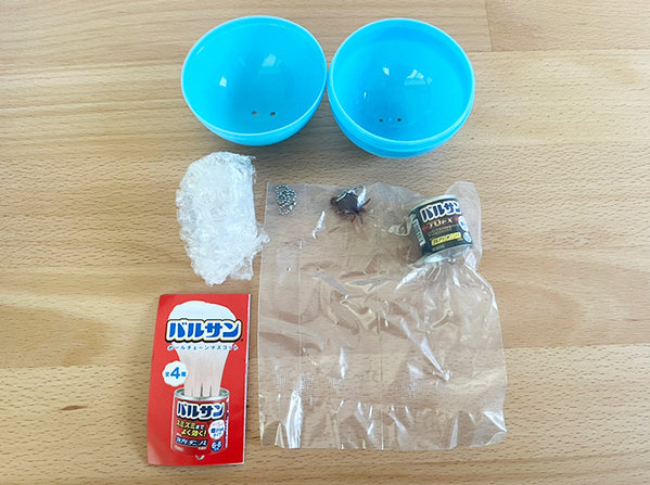 『バルサン』がカプセルトイになったので回してみたら…　想像以上の再現度にびっくり