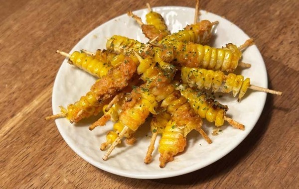 「酒がすすんでしまう」夫の手が止まらなくなったトウモコロシのつまみとは