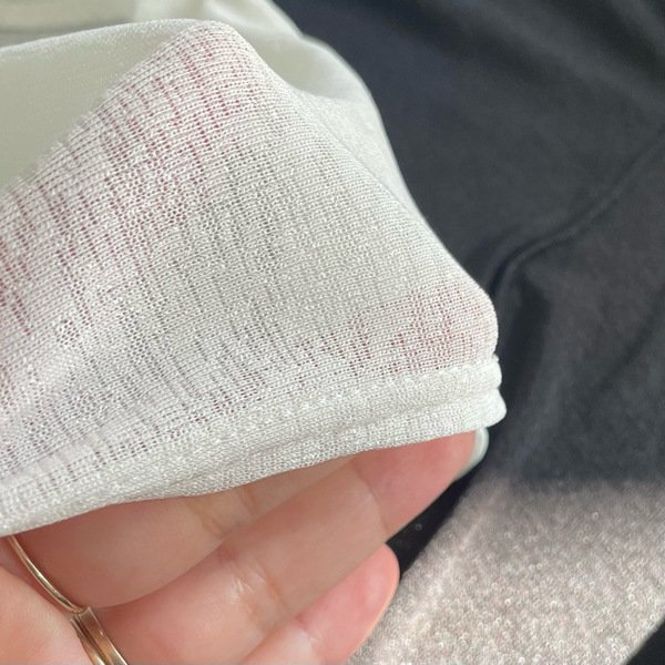 【しまむらのタンクトップ】爆安869円で『様見え』！　残暑コーデの救世主