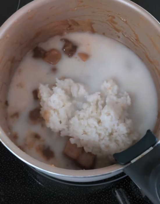 「もう洗い物も怖くない」　残りカレーの使い方に「お昼が楽しい』『絶対試す」【4選】