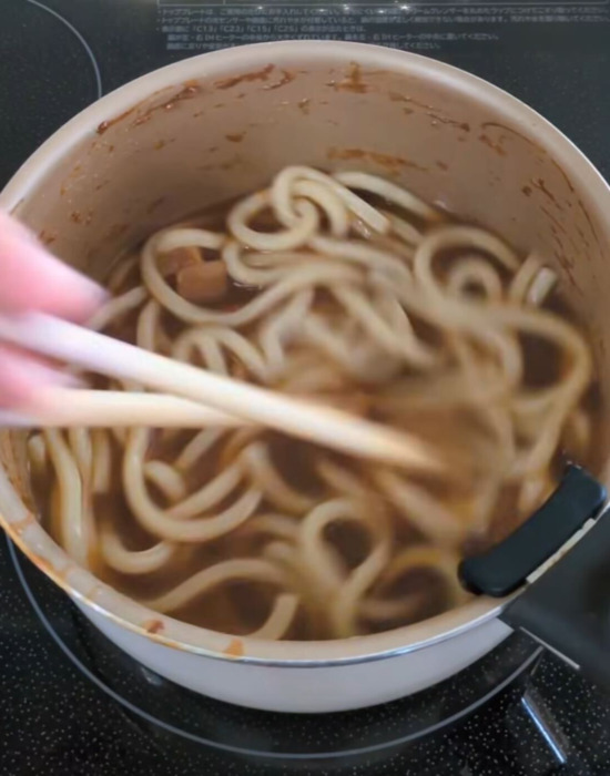 「もう洗い物も怖くない」　残りカレーの使い方に「お昼が楽しい』『絶対試す」【4選】