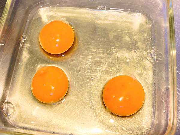 【レシピ】卵を3つ割って？　ロバート馬場の『簡単おかず』に「パワーもらえそう！」「もうたまらん…」