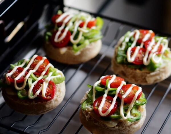 魚だけじゃない！　魚焼きグリルの使い道に「万能すぎ」「早速やる」【料理の裏技4選】