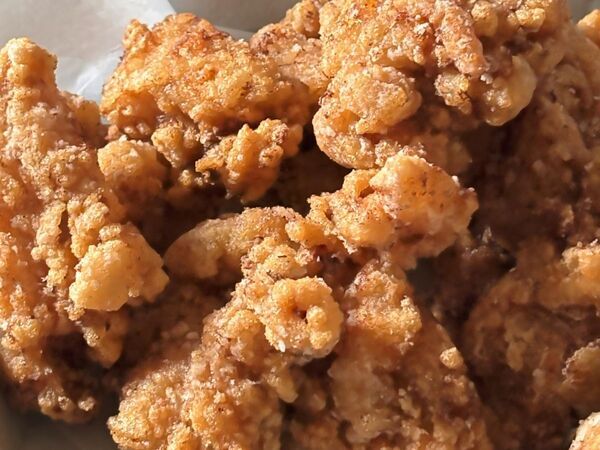 から揚げがジューシーに揚がらない…　見直すべきは鶏肉の『大きさ』だった【から揚げ調理テク4選】
