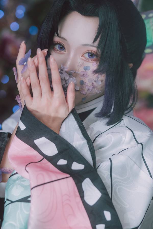 胡蝶しのぶのコスプレに「えっっ…最強」　カメラマンと被写体の二人三脚で完成した1枚がこちら