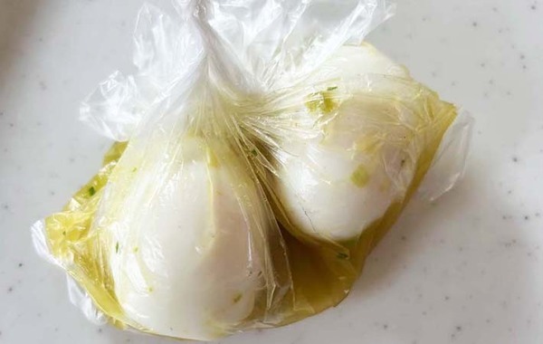 こんな使い方あったの！？　ゆで卵の味付けに「夫がビックリ」「店の味わい」【味玉レシピ】