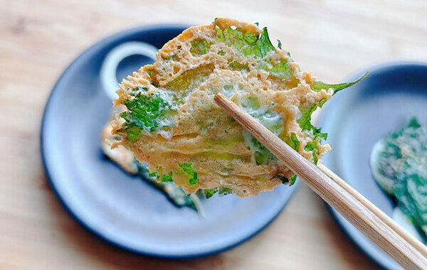 【これ作るために大葉買う】子供のおねだりが止まらない！　『大葉のパリパリ焼き』の作り方