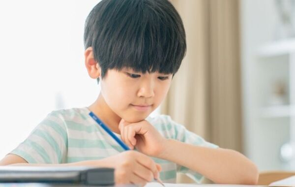 小学生男子が残した『伝説の1枚』　珍解答に「笑った」「忘れられない」【柔軟な発想4選】