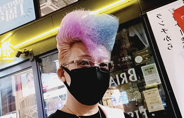 警察官「なんで盗まなかったの？」　財布を届けた男性への一言に「これは納得だわ」「ごめん、笑ってしまった」