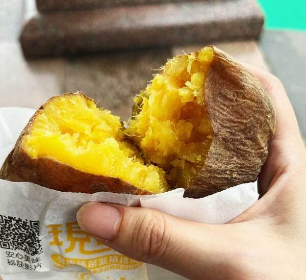 台湾のコンビニ焼き芋が本気すぎる　現地セブンで売っていたので食べてみると？「ただものじゃない」