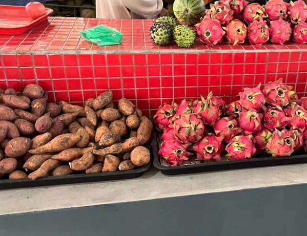 オムライスの隣に入れた『おかず』が…　小３息子「地獄みたいだね」