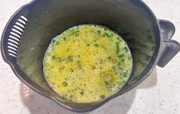 「これはハマる味」「いつもよりおいしい！」　玉子焼きに使った意外な調味料とは？