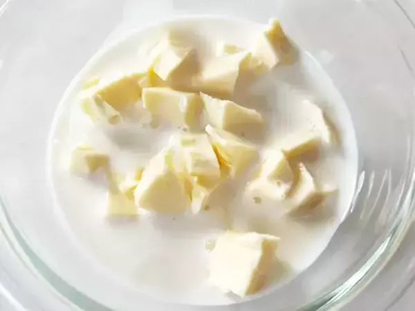 6Pチーズと牛乳をレンチンして…？　できた簡単おつまみに「たまらん！」