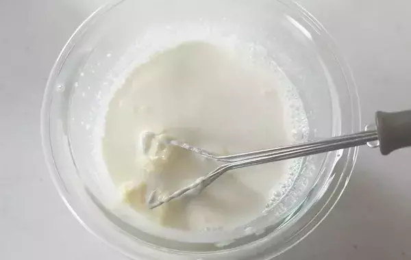 6Pチーズと牛乳をレンチンして…？　できた簡単おつまみに「たまらん！」