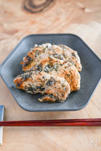 むね肉と『ゆかり』を袋に入れて…？　短時間で作れる簡単おかずに「リピ確」