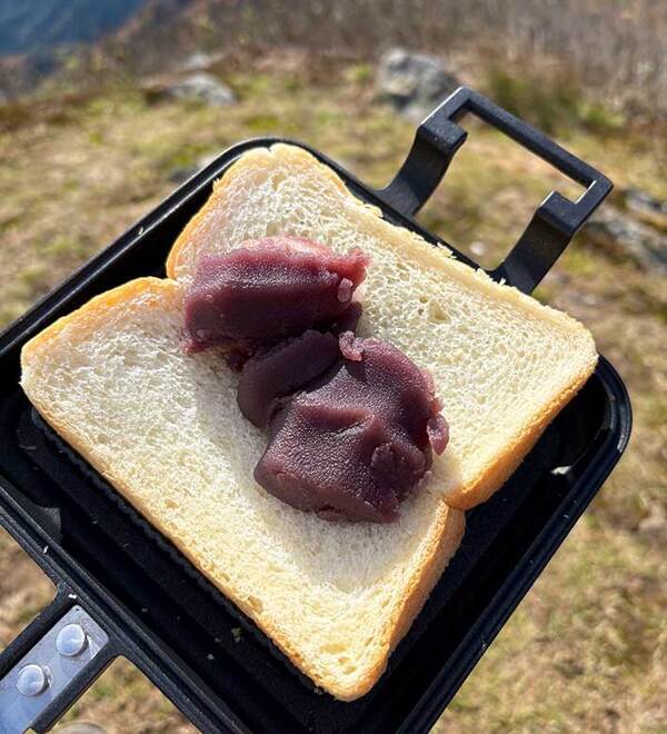 赤福の食べ方に「この発想はなかった！」「天才か」　山頂で作ったものが？