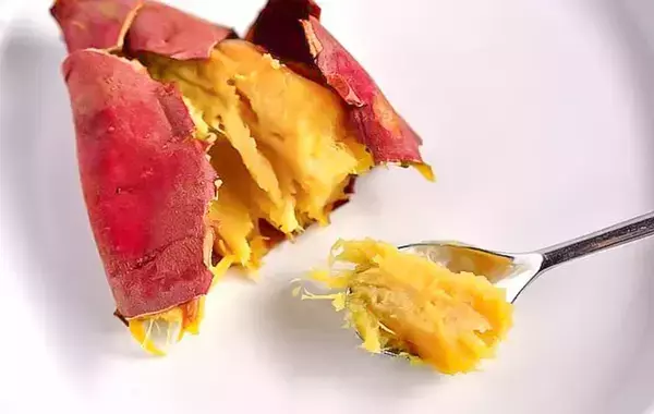 「食べる前に3時間…」　サツマイモの新たな食べ方に「試す価値あり」「これは楽しい！」