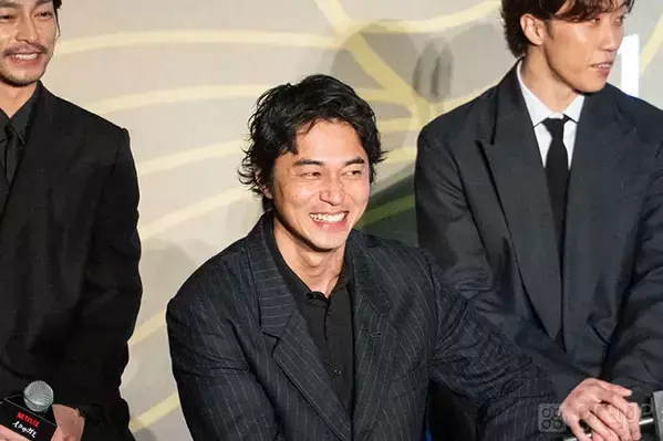 【全文レポート】岡田准一、まぶた切れても撮影続行！　『イクサガミ』の舞台裏がすごすぎた…！