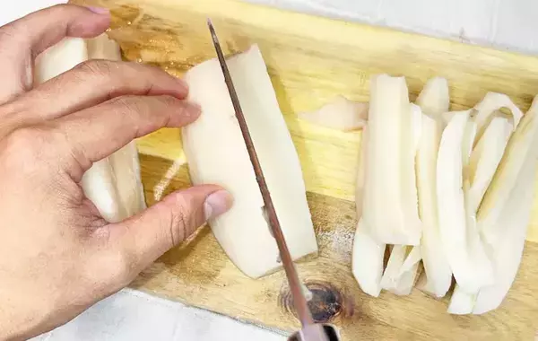 見た目はポテト！　『フライドれんこん』の作り方に「子供から大人まで夢中になる」