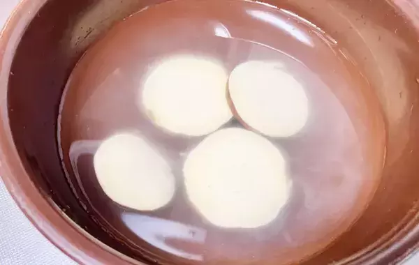 食パンが化けた！　バターを塗らない食べ方に「うまい！」「忙しい朝にピッタリ」