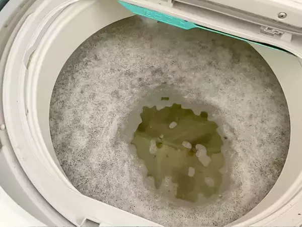 なぜ冬なのに服がにおう？　洗濯研究家のアドバイスに「盲点だった」