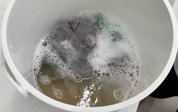 10年モノのタオルは蘇る？　「もう捨てるしかない」と思った服の“復活洗濯”