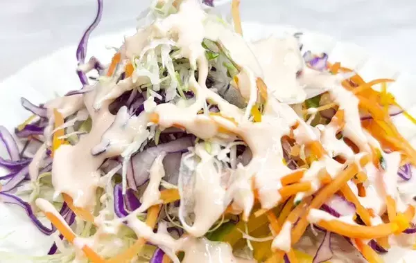 3つの材料を混ぜるだけ！　ドレッシングのレシピに「サラダがどんどん進む」
