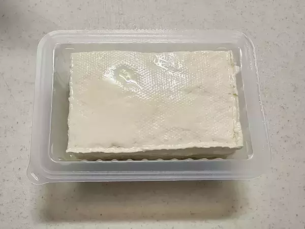 牛肉、長ネギ、豆腐を…？　豆腐メーカーが教える『電子レンジで作る一品』が冬にピッタリ