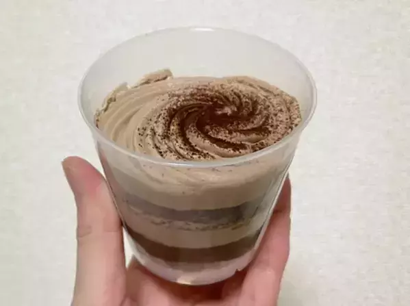 『植物生まれのチョコケーキ』とは　買って大正解だったコンビニスイーツに「いいことした気分」「たまらない！」