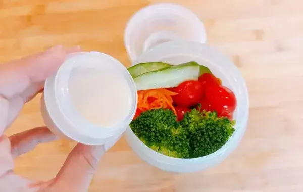 やっと買えた！　無印『ランチカプセル』の使い方に「大正解すぎる」「夫からも大好評」