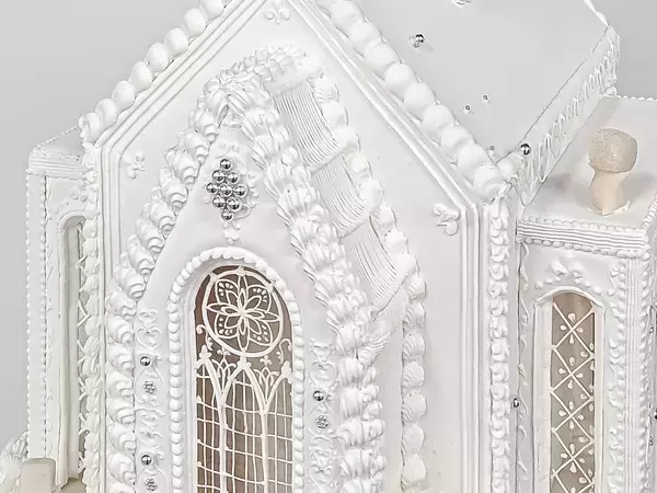 パティシエが『建築』したものが、すごすぎる…！　作品に「拡大して震えた」「理解が追いつかない」