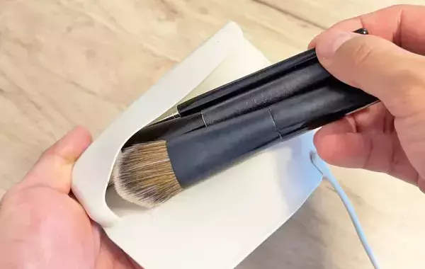 無印の『箸入れ』　思わぬ活用法に「悩みが解決」「安心して持ち歩ける」