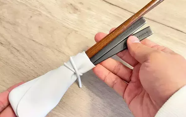 無印の『箸入れ』　思わぬ活用法に「悩みが解決」「安心して持ち歩ける」