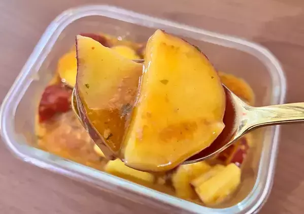 【簡単レシピ】ひと口大に切ったサツマイモを？　甘辛おいしい“絶品おかず”とは？