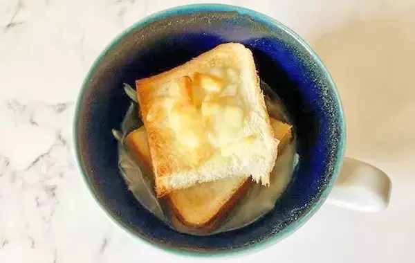 食パンあったら作ってみて！　カップ1つで完成する絶品スープが画期的【時短レシピ】