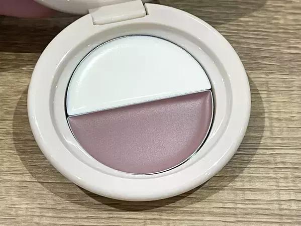 まるで『どら焼き』なコスメにキュン　『ローソン』で見つけたアイテムに「失敗しにくい」「気に入った」