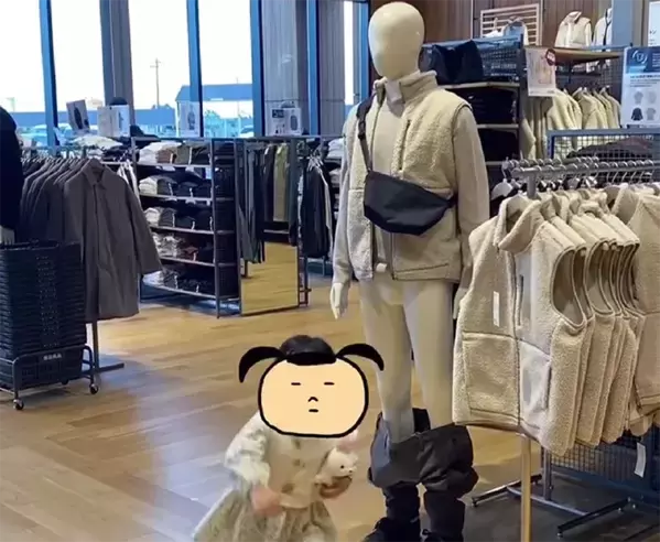 4歳娘「店員さん呼んで！」　父親が連れて行かれた先には…「爆笑して鼻水出た」「1人で見ちゃダメなやつ」