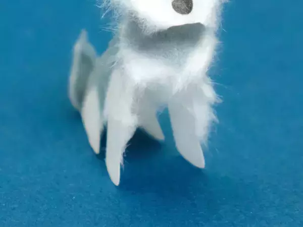 「和紙でミニチュアシュナウザーを作りました」　作品に「発想がすごい」「感動した」