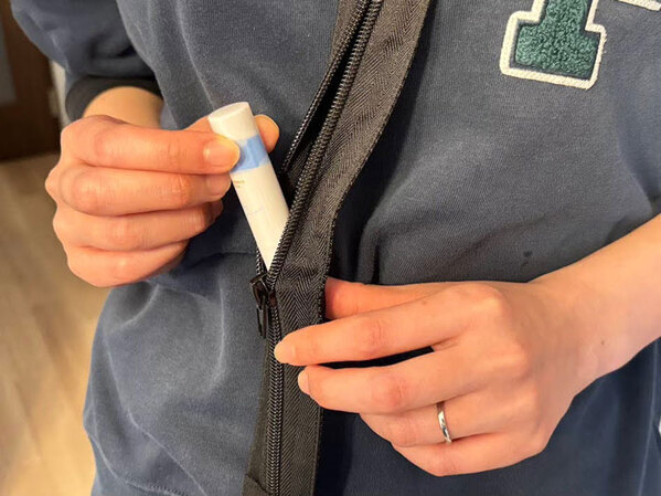 スリコで発見した『ストラップ』　意外な使い方に「一度試してみて！」