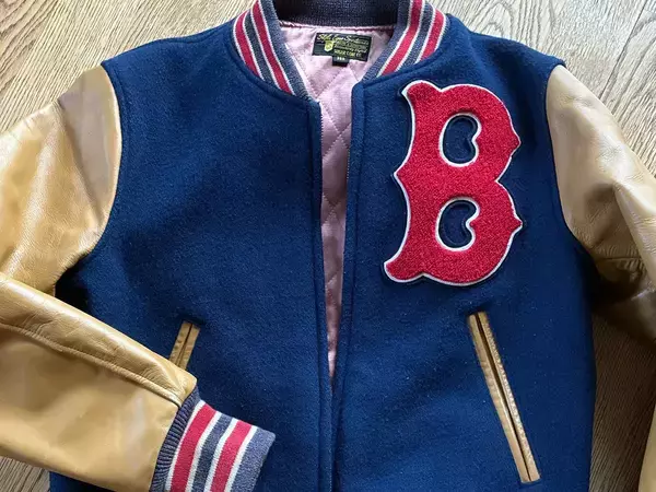 『二十歳の集い』を迎えた息子　同窓会に着て行ったのは…「かっこいい」「いい味が出ている」