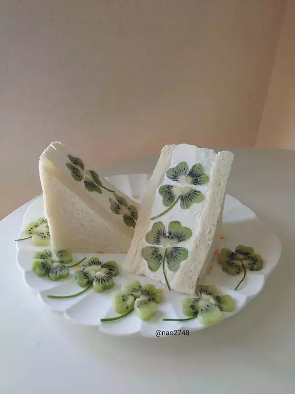 キウイのサンドイッチに「幸せを呼びそう」「天才すぎ」　断面が？