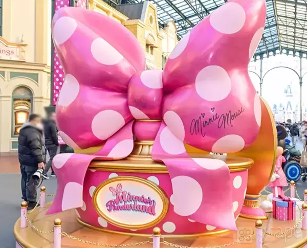 今しか見られない！　夜になったらシンデレラ城が一変！？行く前に要チェック