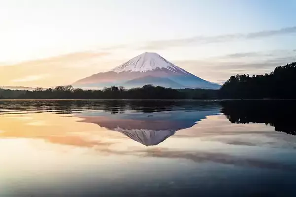 『逆さ富士』を撮ろうとしたら？　まさかの結果に「爆笑した」「いや神ショットでしょ」