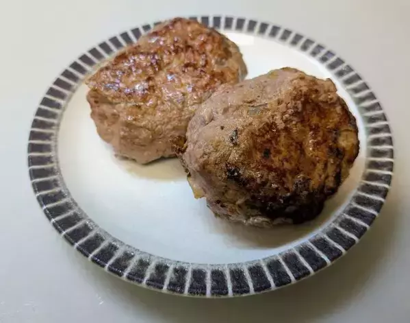 「いつもと違う！」　家族が絶賛したハンバーグの正体に「まさか」「その発想はなかった」