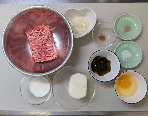 「いつもと違う！」　家族が絶賛したハンバーグの正体に「まさか」「その発想はなかった」